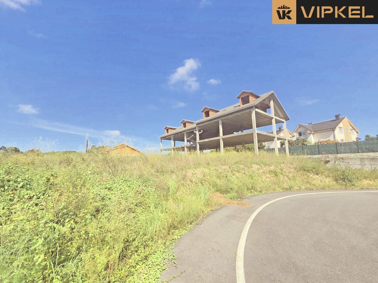 Building Site for Sale in Oleiros