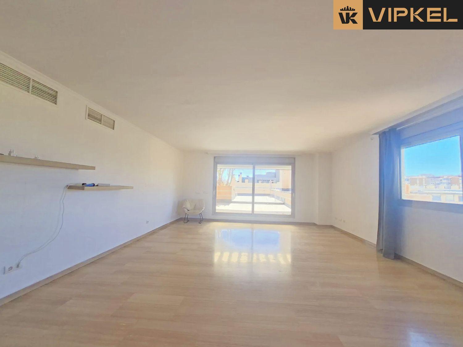 Penthouse for Rent in Málaga