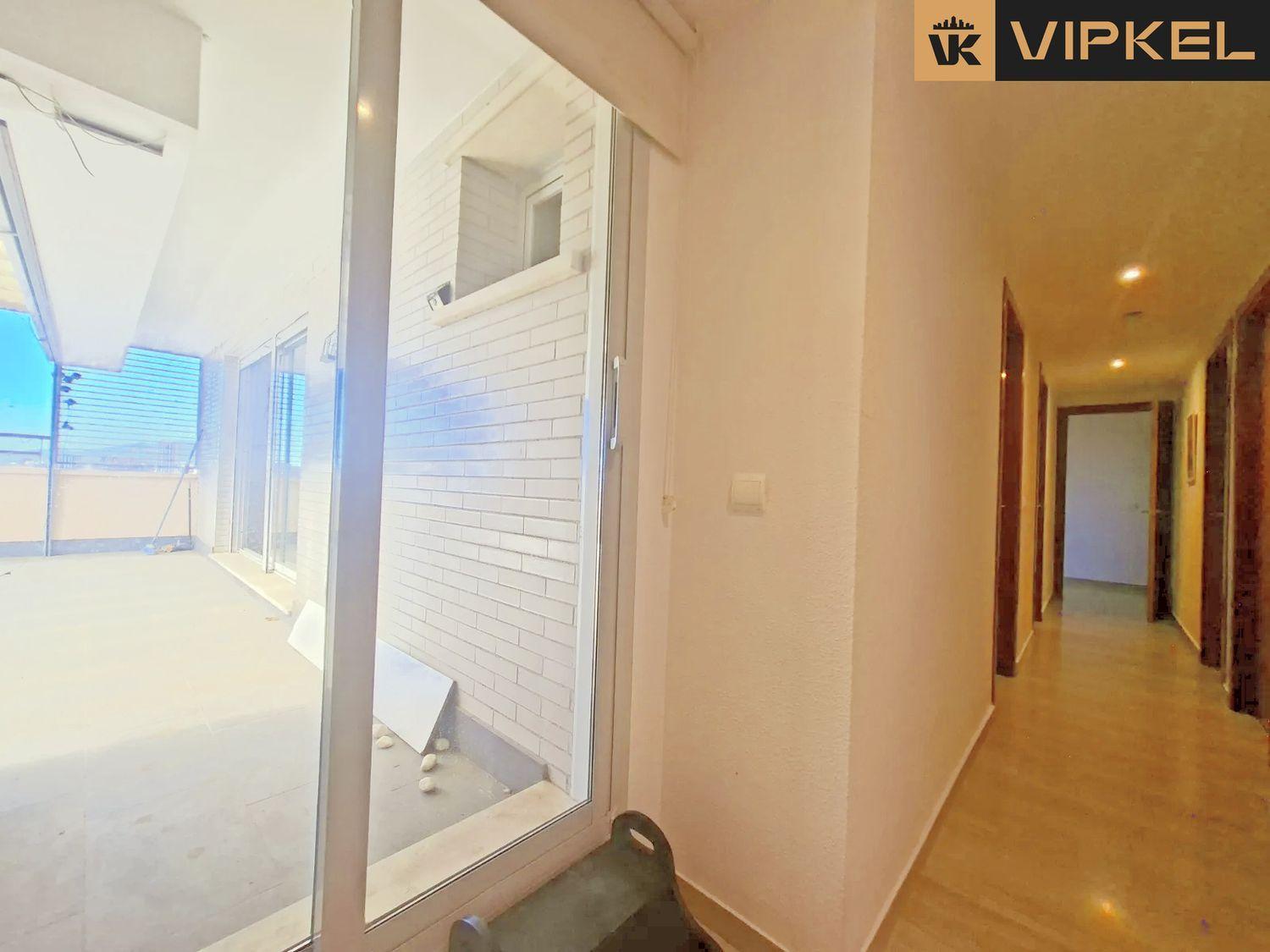 Penthouse for Rent in Málaga