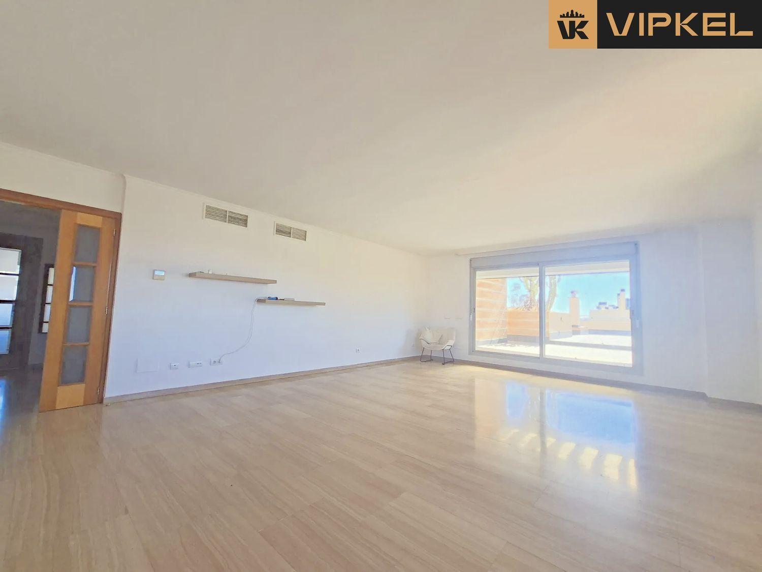 Penthouse for Rent in Málaga