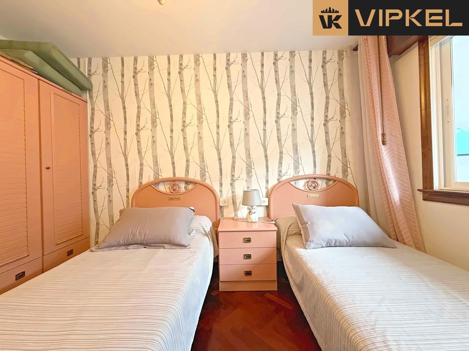 Flat for Sale in Muros