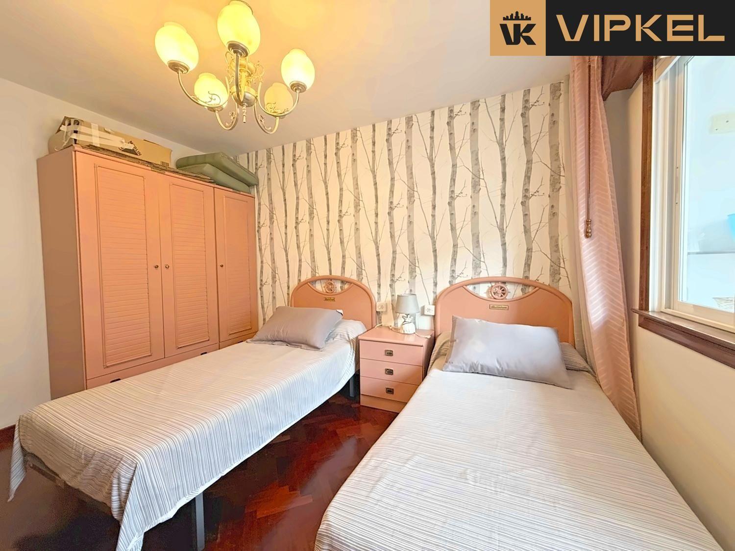 Flat for Sale in Muros