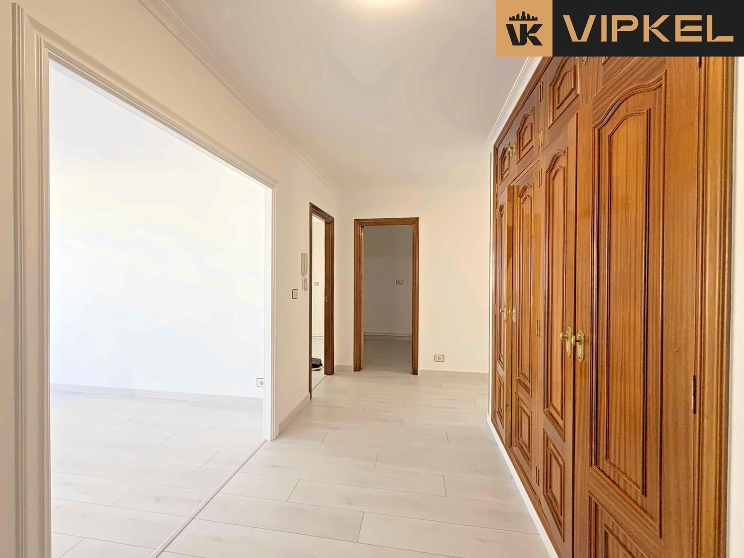 Flat for Sale in Burela