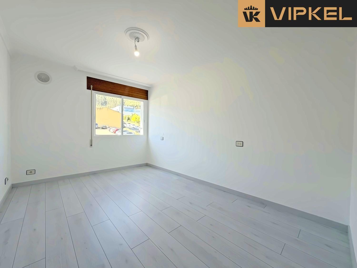 Flat for Sale in Burela