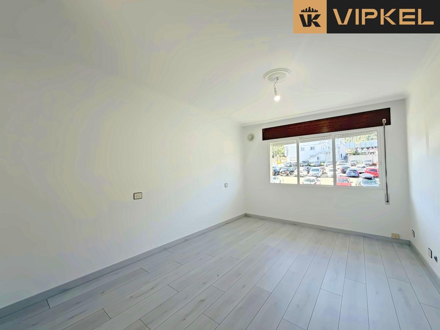Flat for Sale in Burela