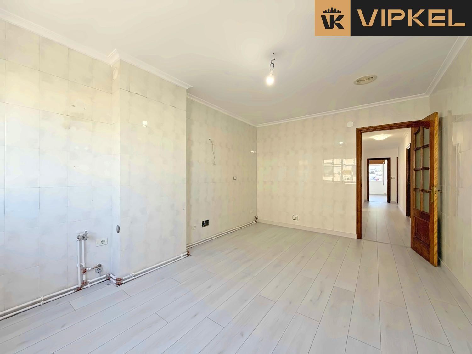 Flat for Sale in Burela