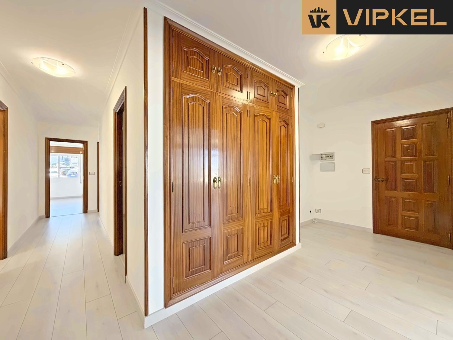 Flat for Sale in Burela