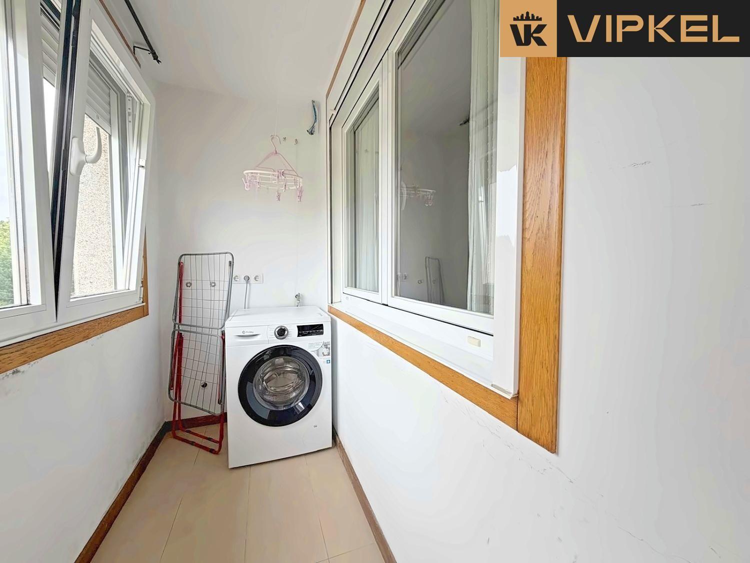 Flat for Rent in Ordes