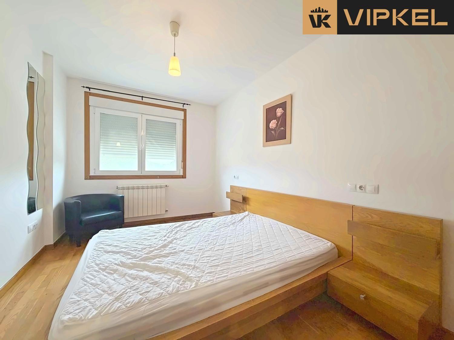 Flat for Rent in Ordes
