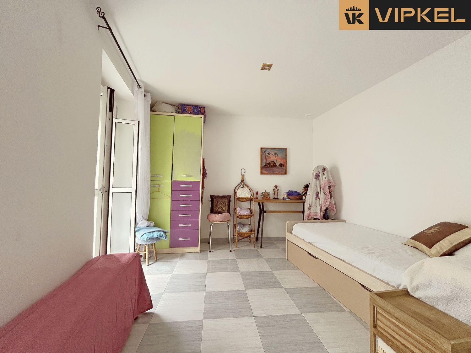 Flat for Sale in Cádiz