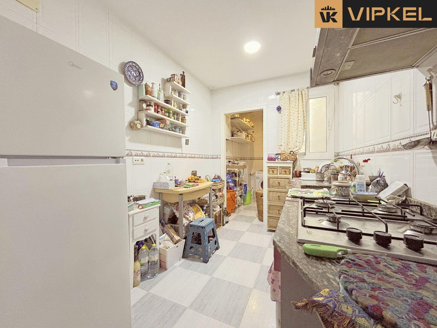 Flat for Sale in Cádiz