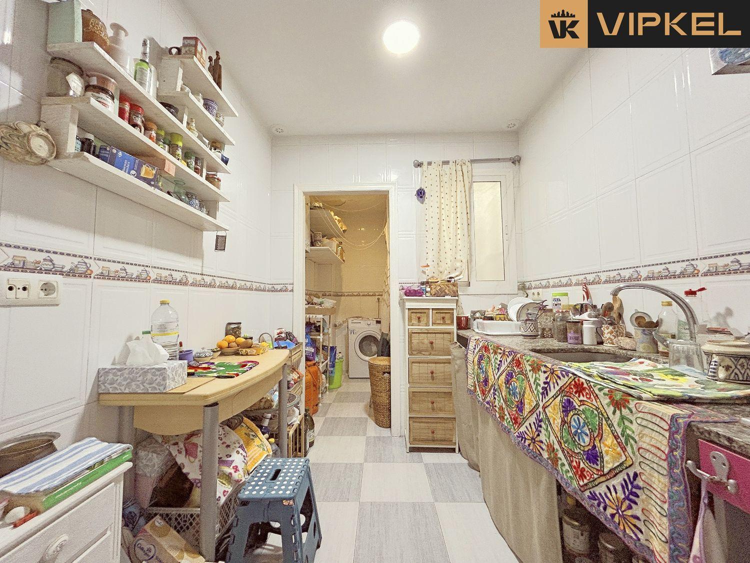 Flat for Sale in Cádiz