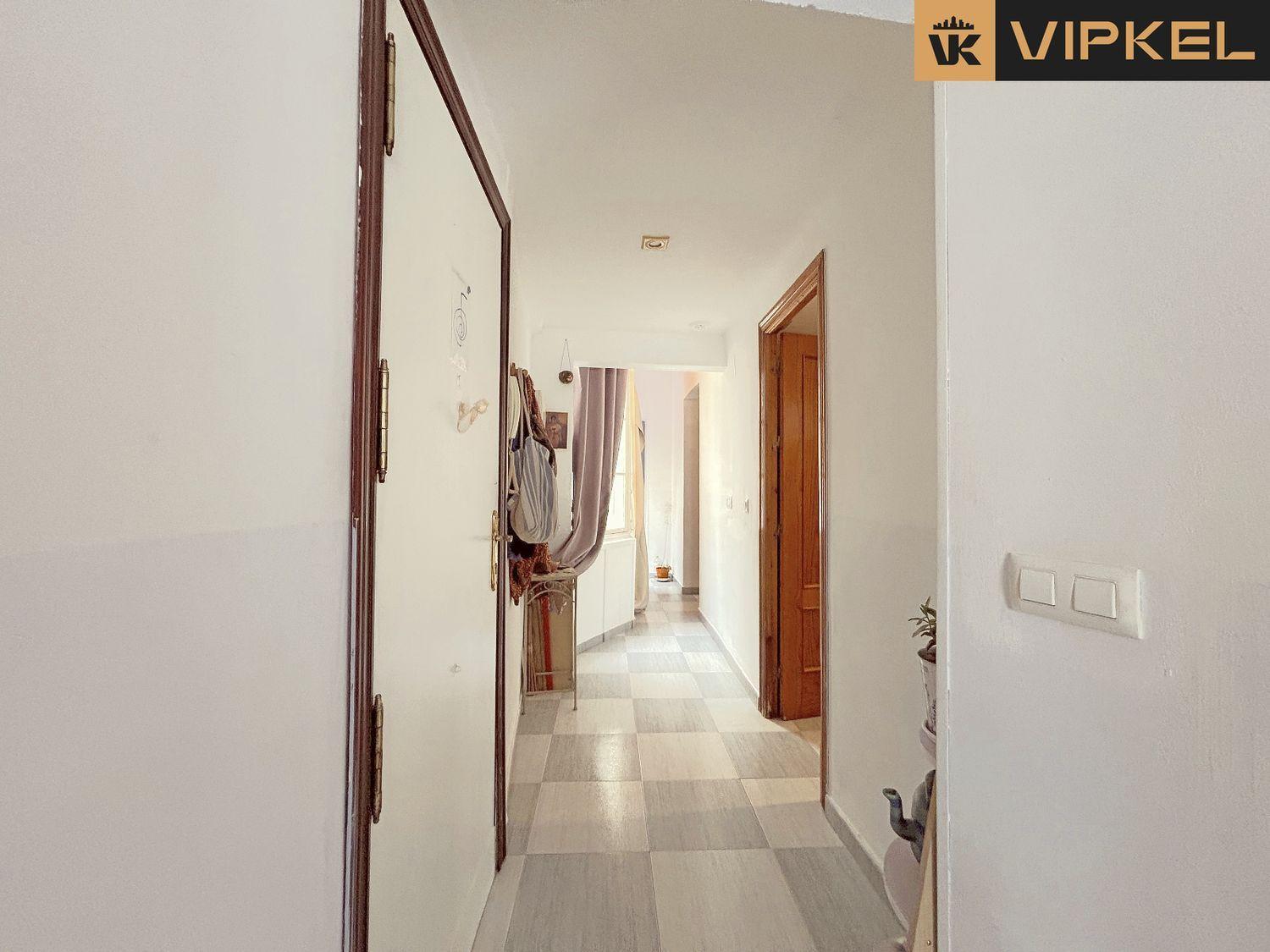 Flat for Sale in Cádiz