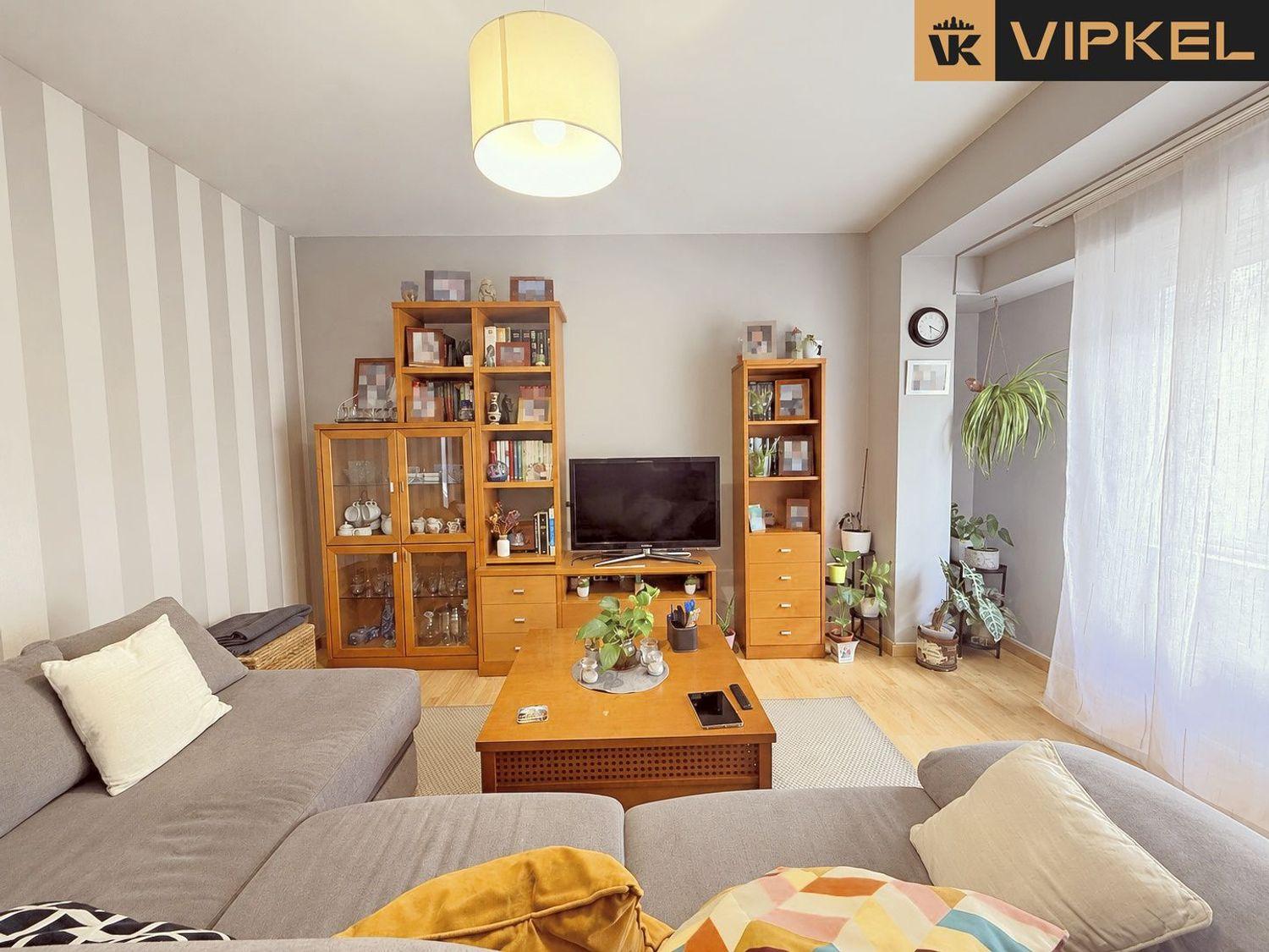 Flat for Sale in Ferrol