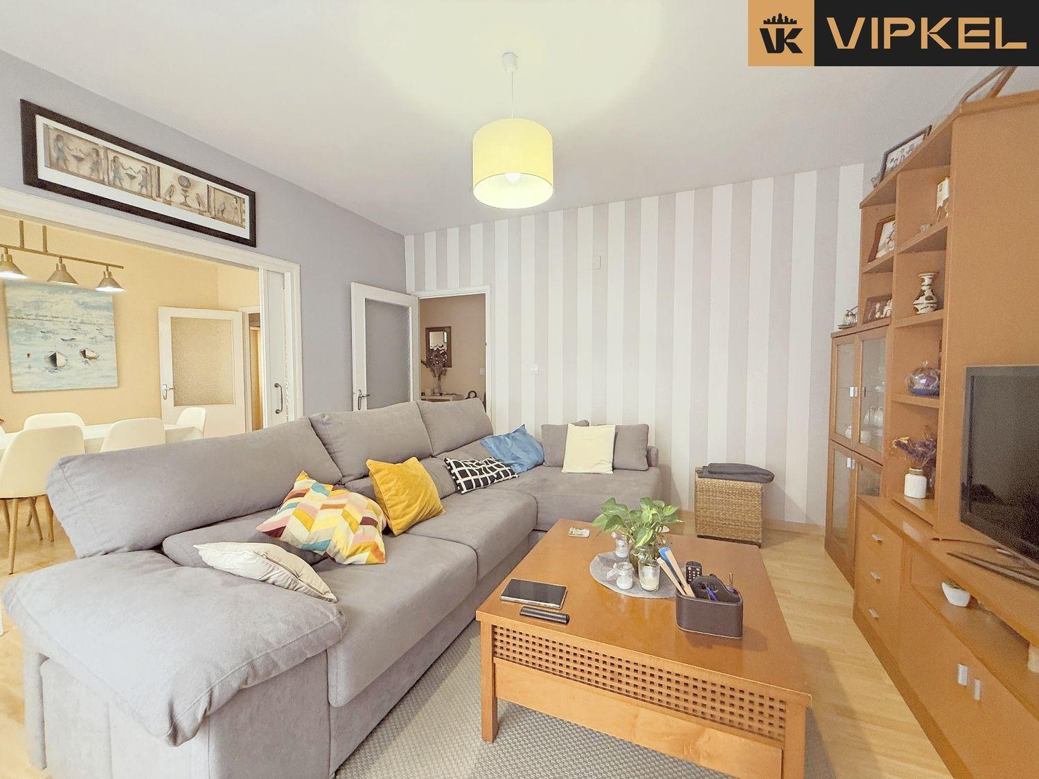 Flat for Sale in Ferrol