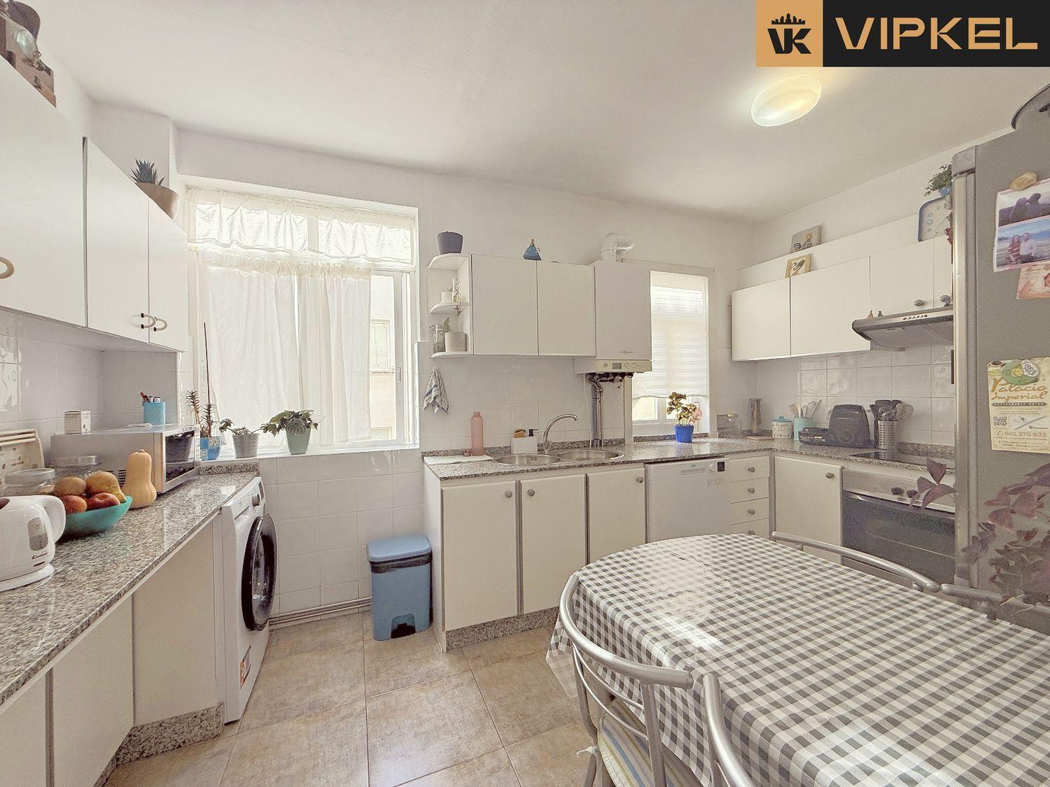 Flat for Sale in Ferrol