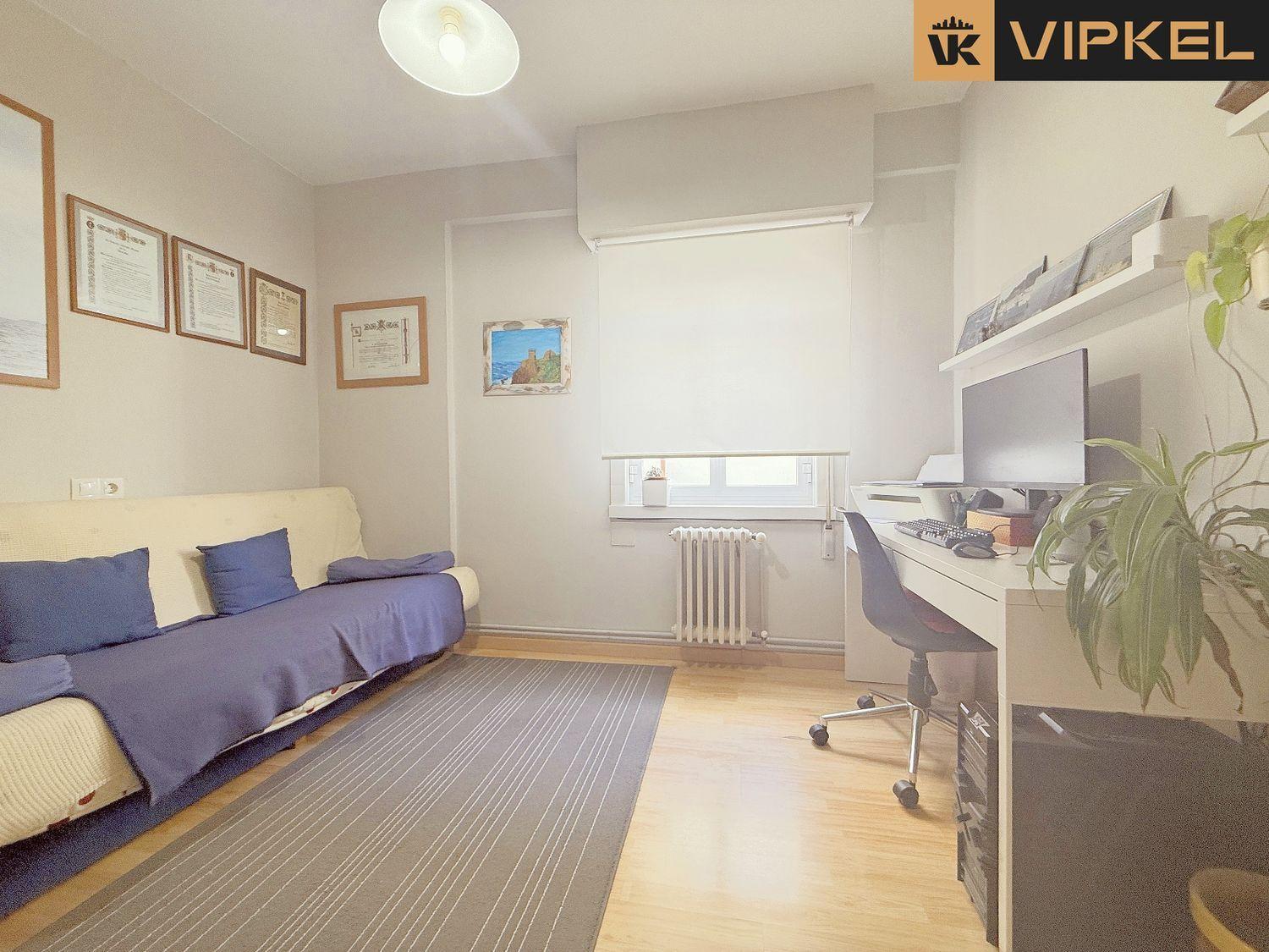 Flat for Sale in Ferrol