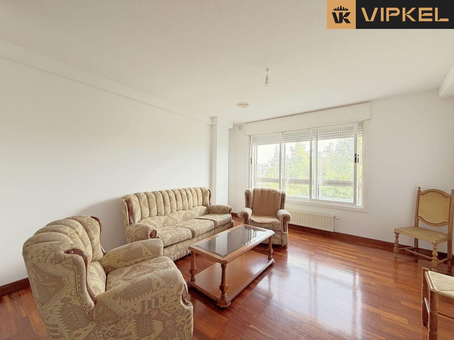 Piso en Venta en Culleredo