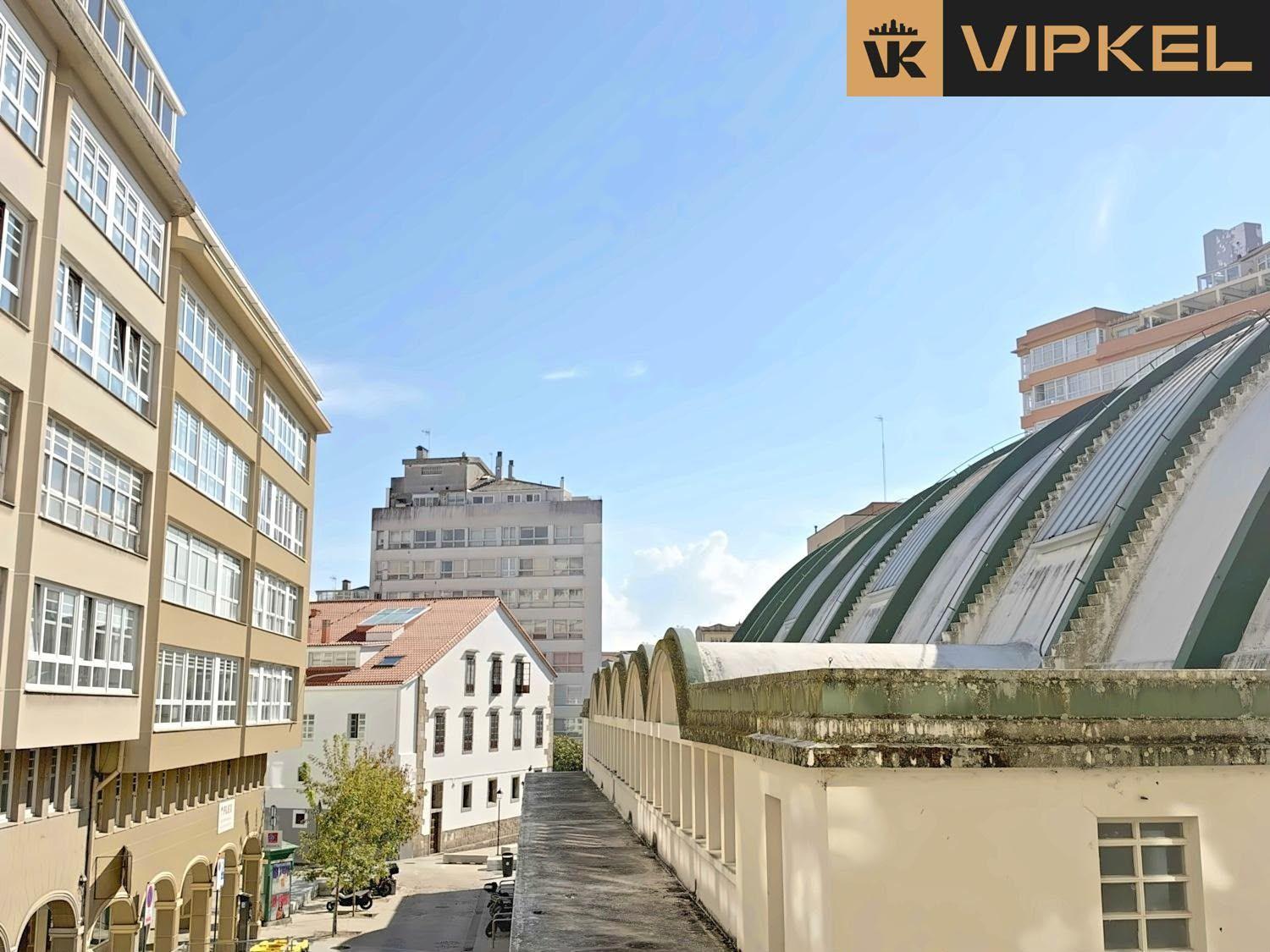 Flat for Sale in La Coruña