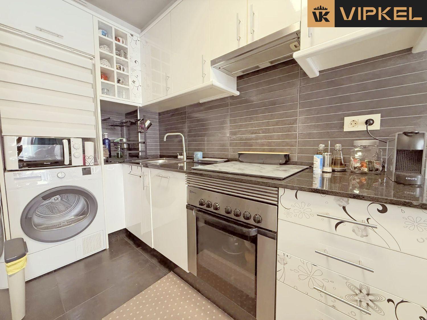 Flat for Sale in Ares