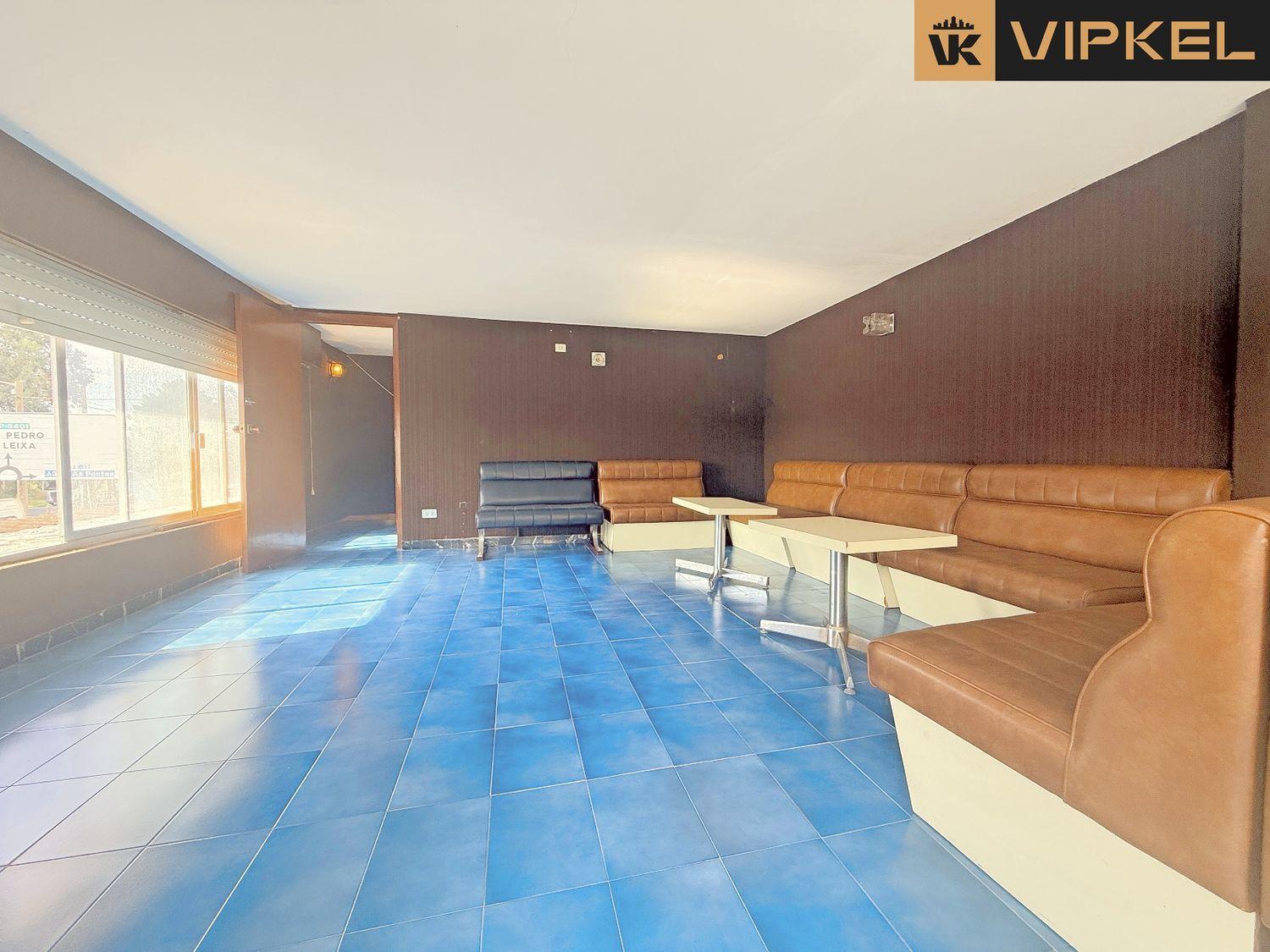Flat for Sale in Narón
