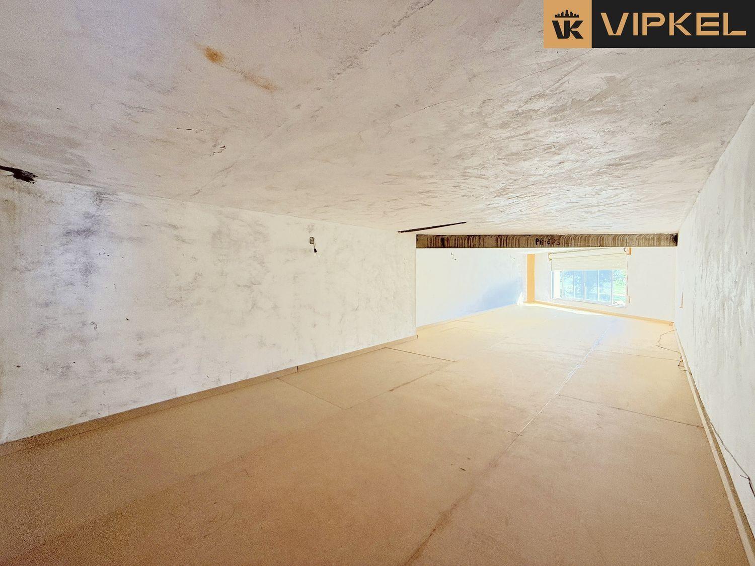 Flat for Sale in Narón
