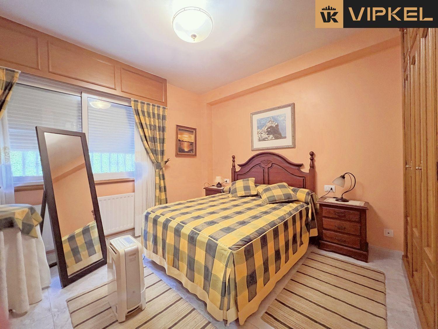 House for Sale in Oleiros