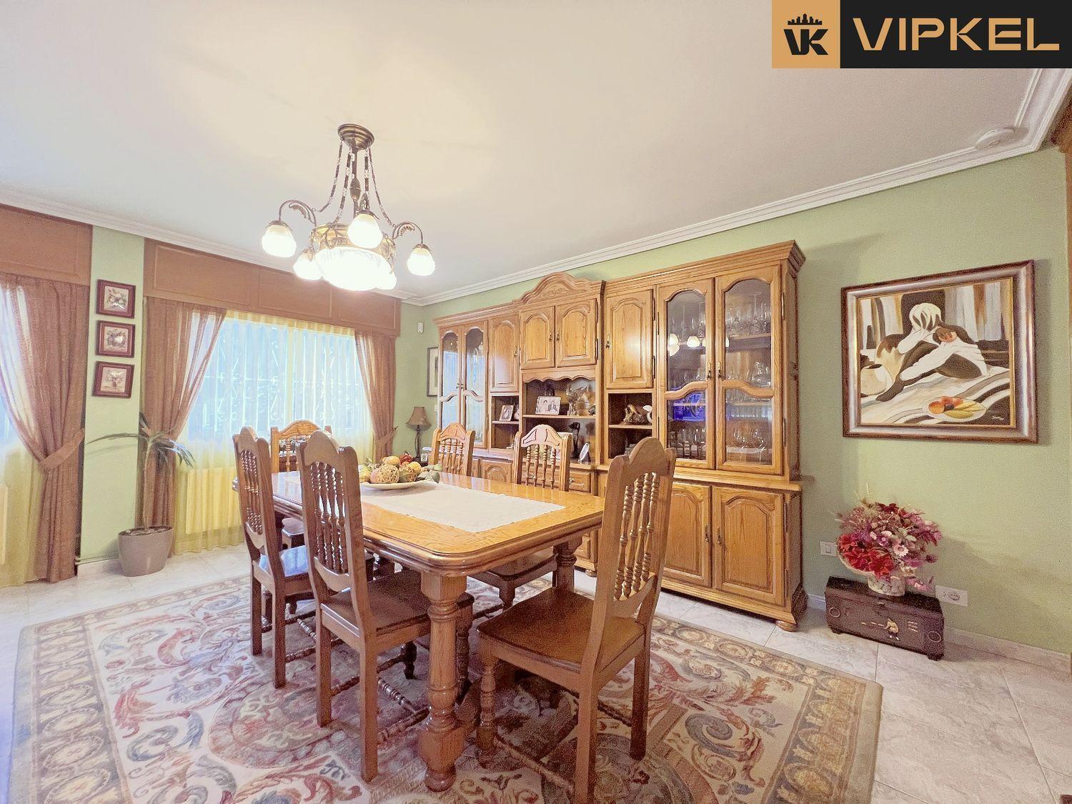 Casa en Venta en Oleiros
