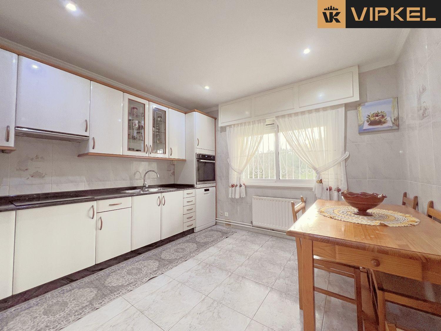 Casa en Venta en Oleiros