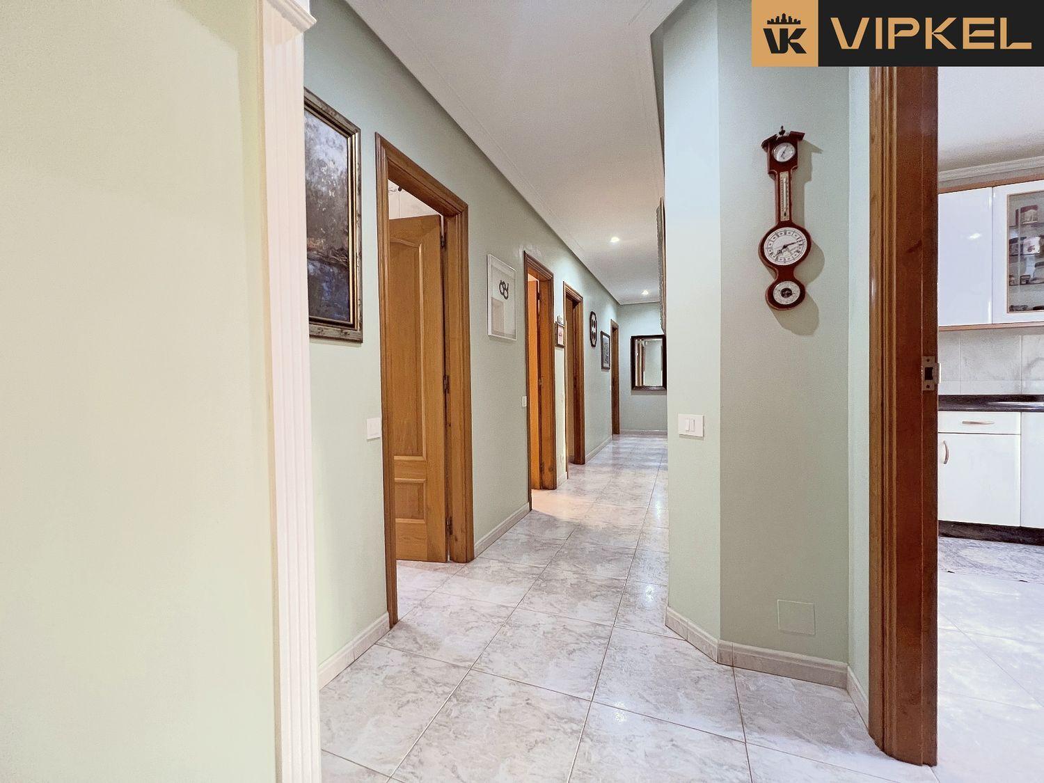 House for Sale in Oleiros