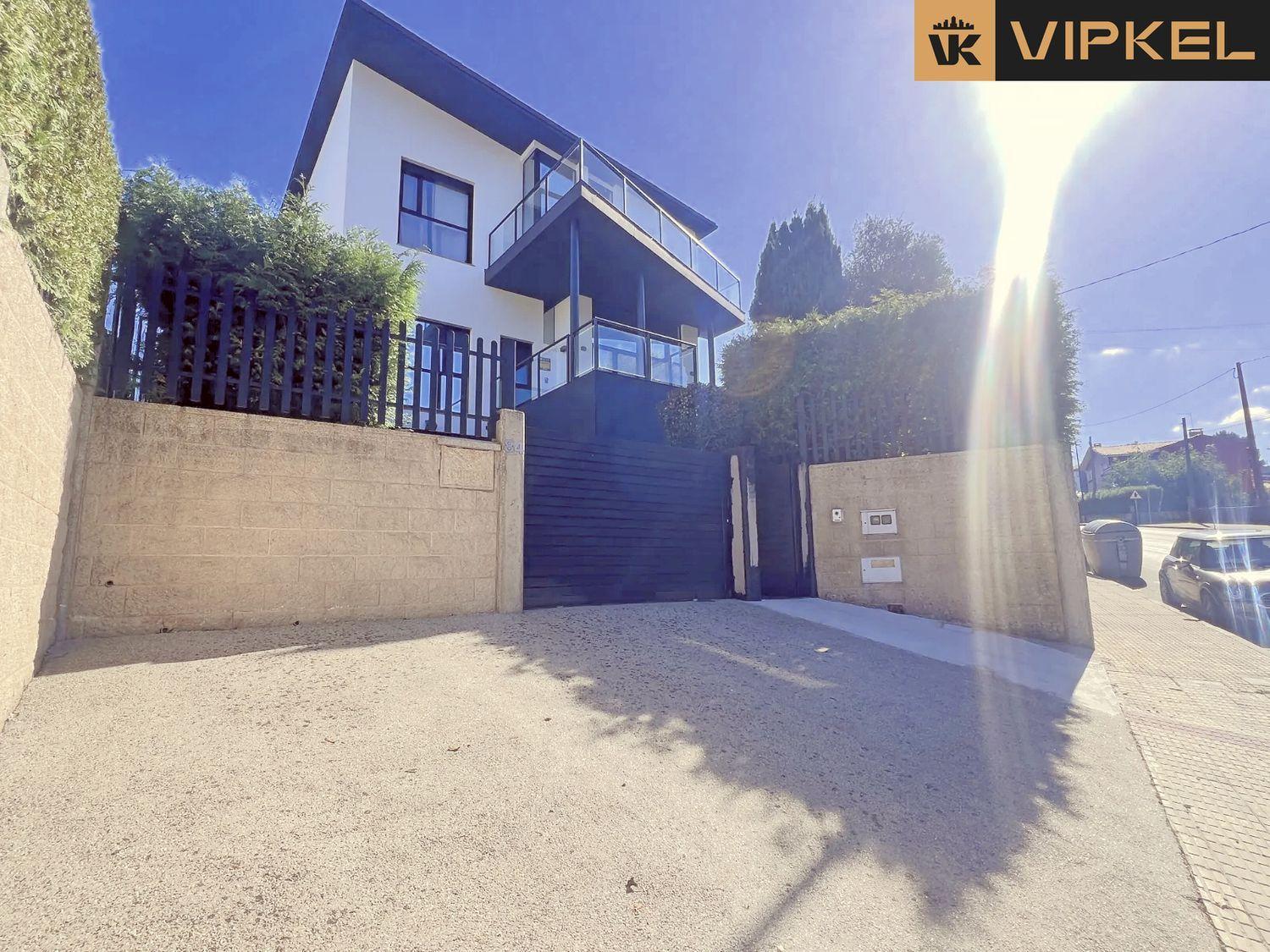 House for Sale in Culleredo