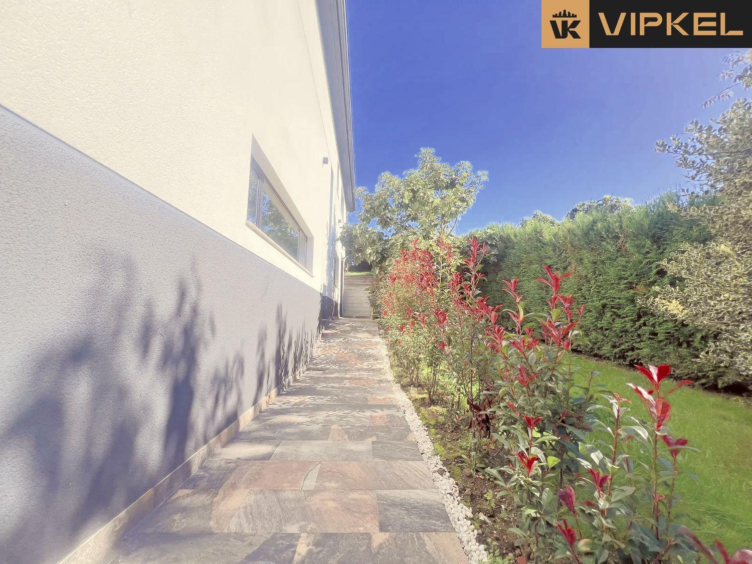 House for Sale in Culleredo