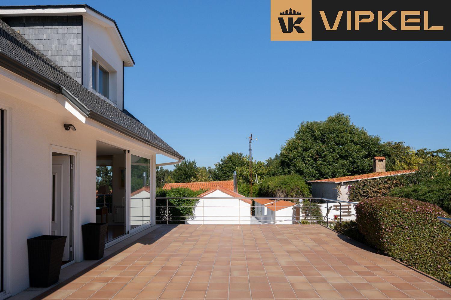 Casa en Venta en Oleiros