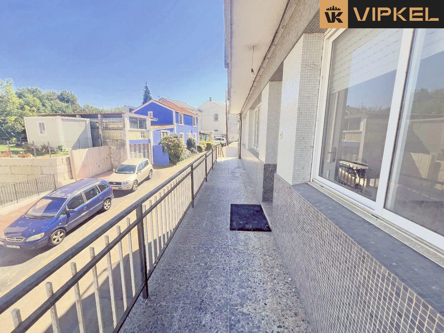 Piso en Venta en Oleiros