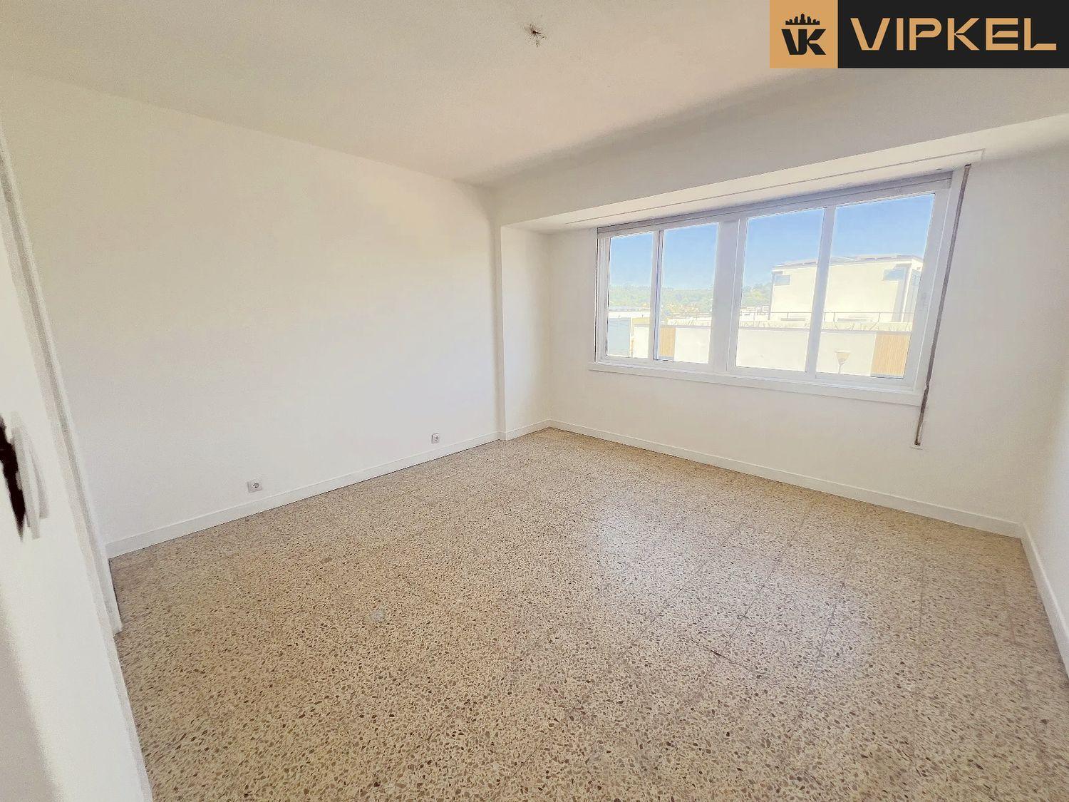 Piso en Venta en Oleiros