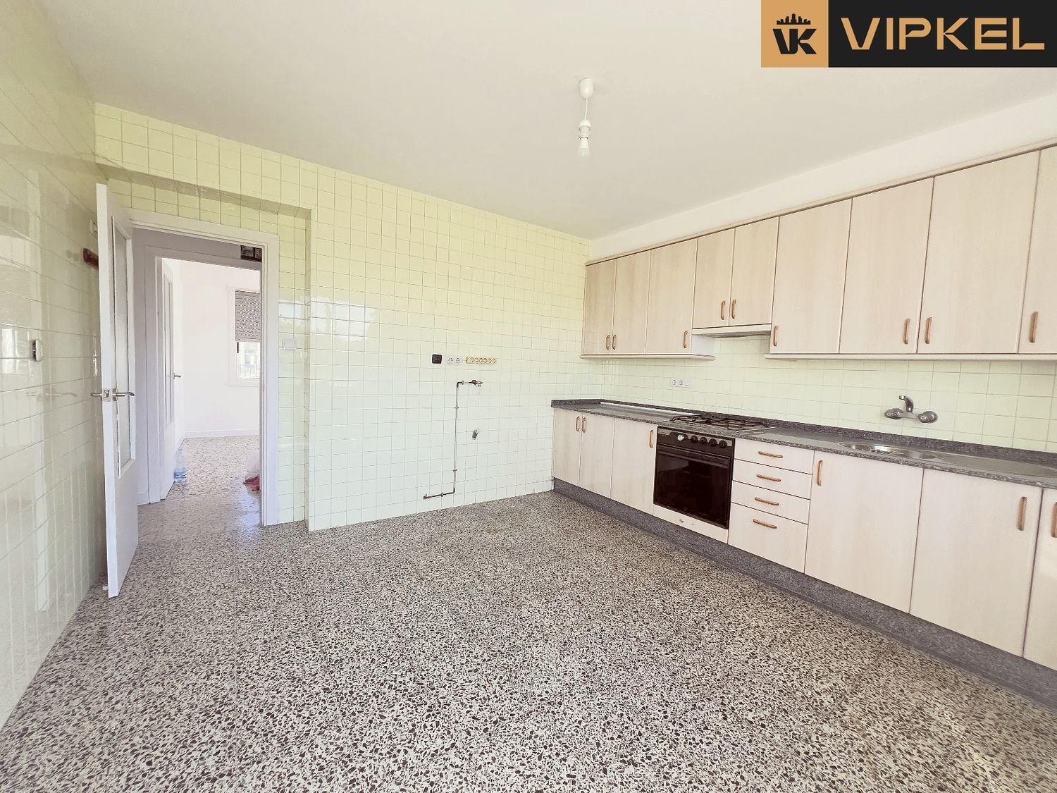 Piso en Venta en Oleiros