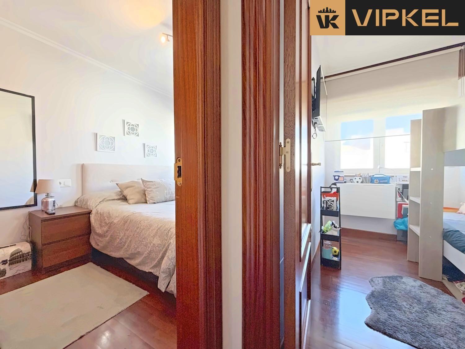 Flat for Sale in La Coruña