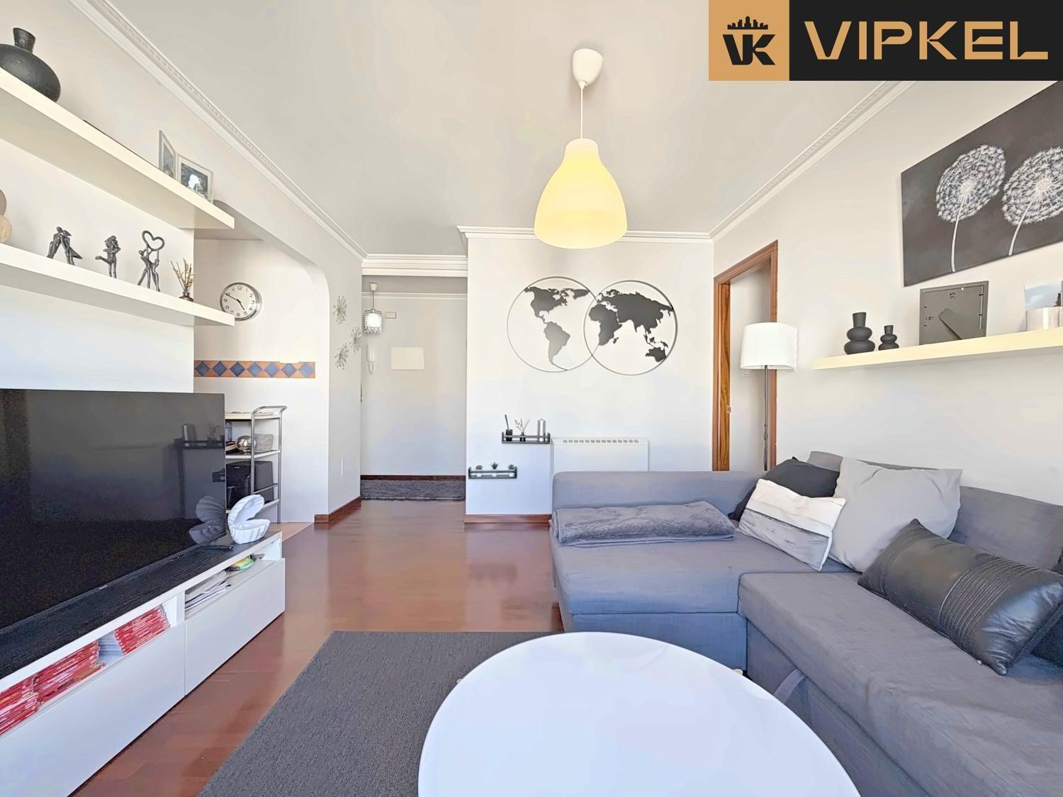 Flat for Sale in La Coruña
