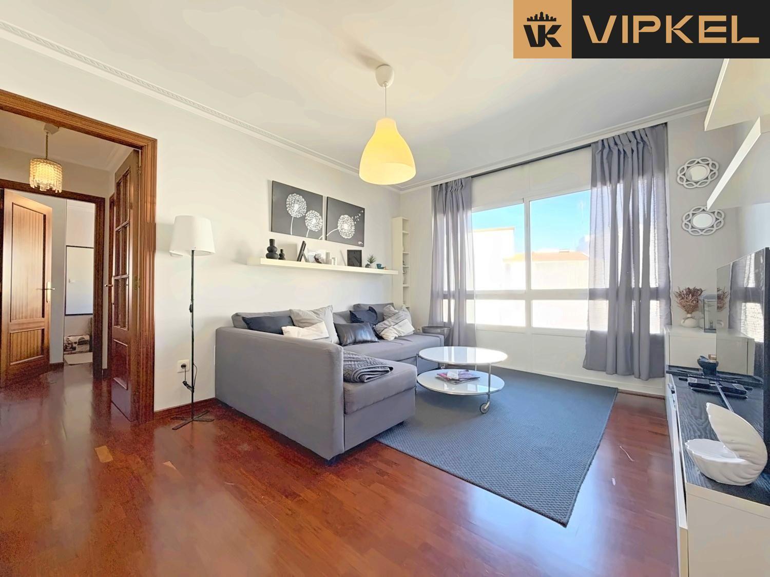 Flat for Sale in La Coruña