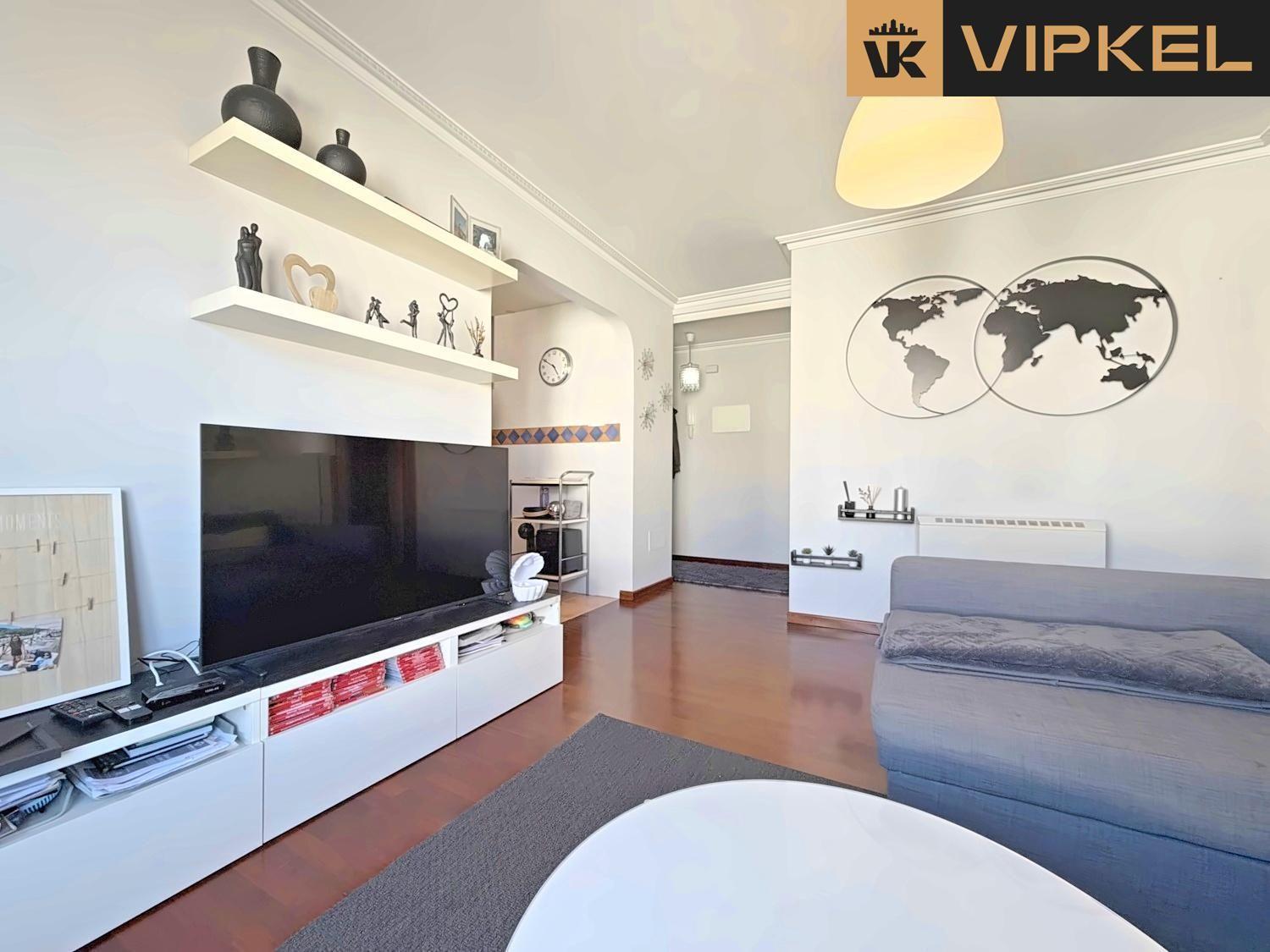 Flat for Sale in La Coruña