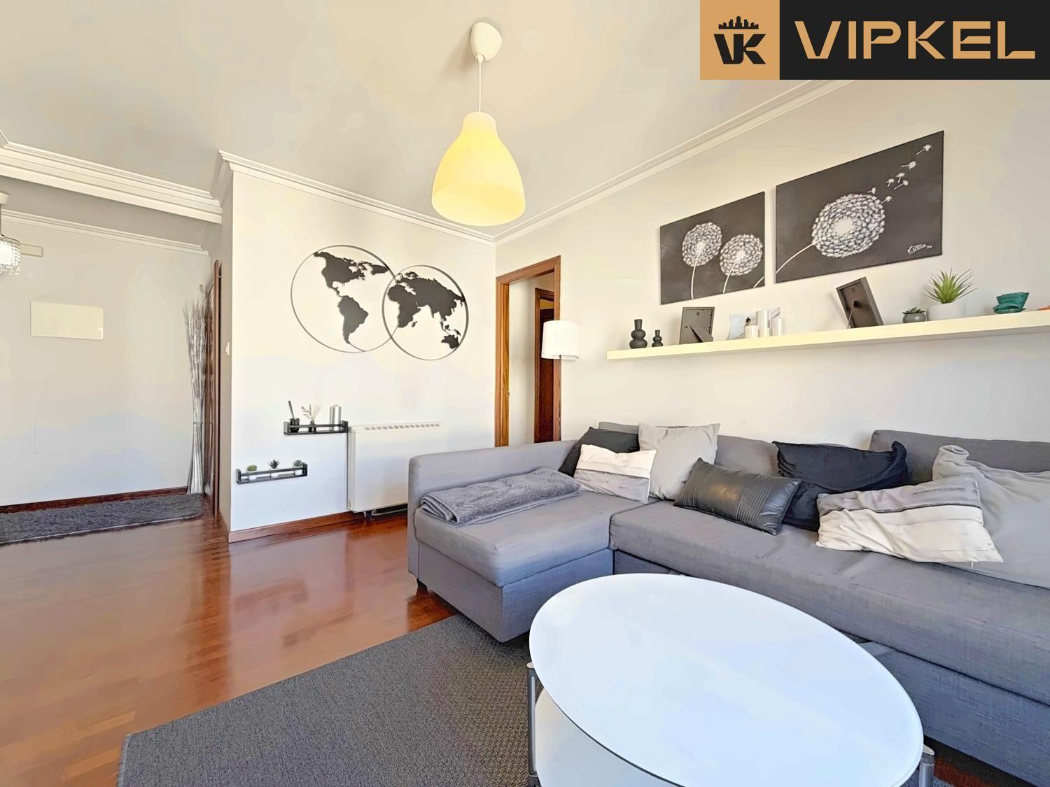 Flat for Sale in La Coruña