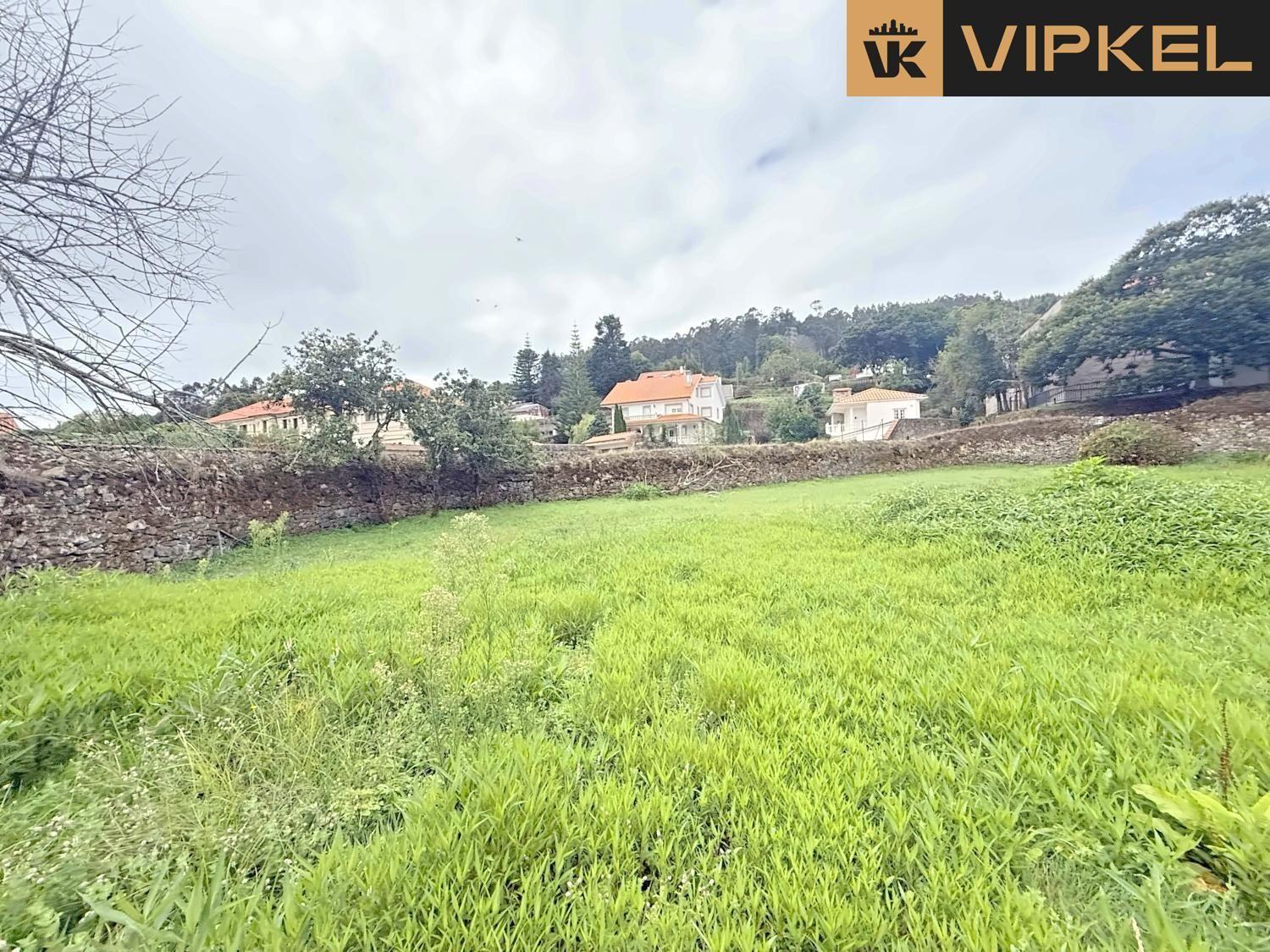 Plot for Sale in Corcubión