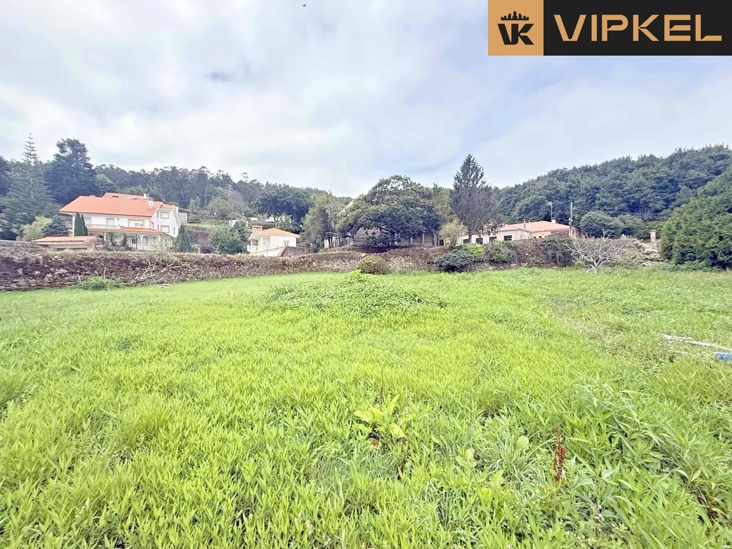Plot for Sale in Corcubión