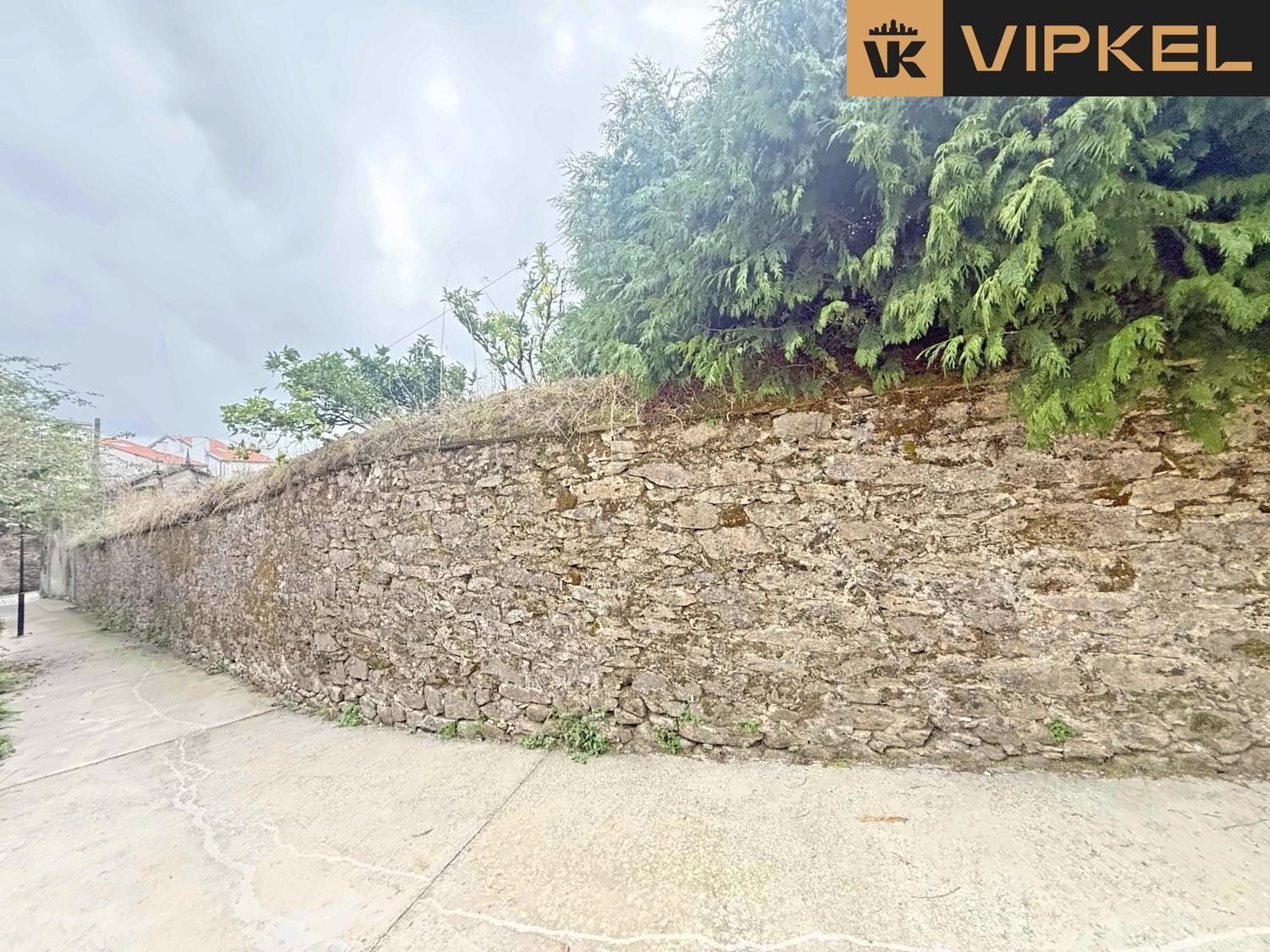 Plot for Sale in Corcubión