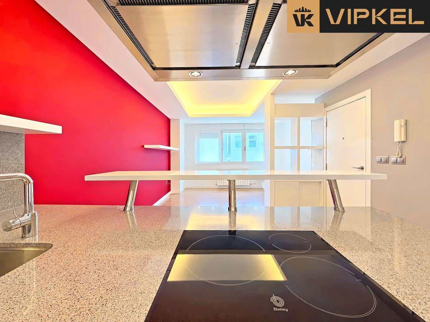 Flat for Sale in La Coruña