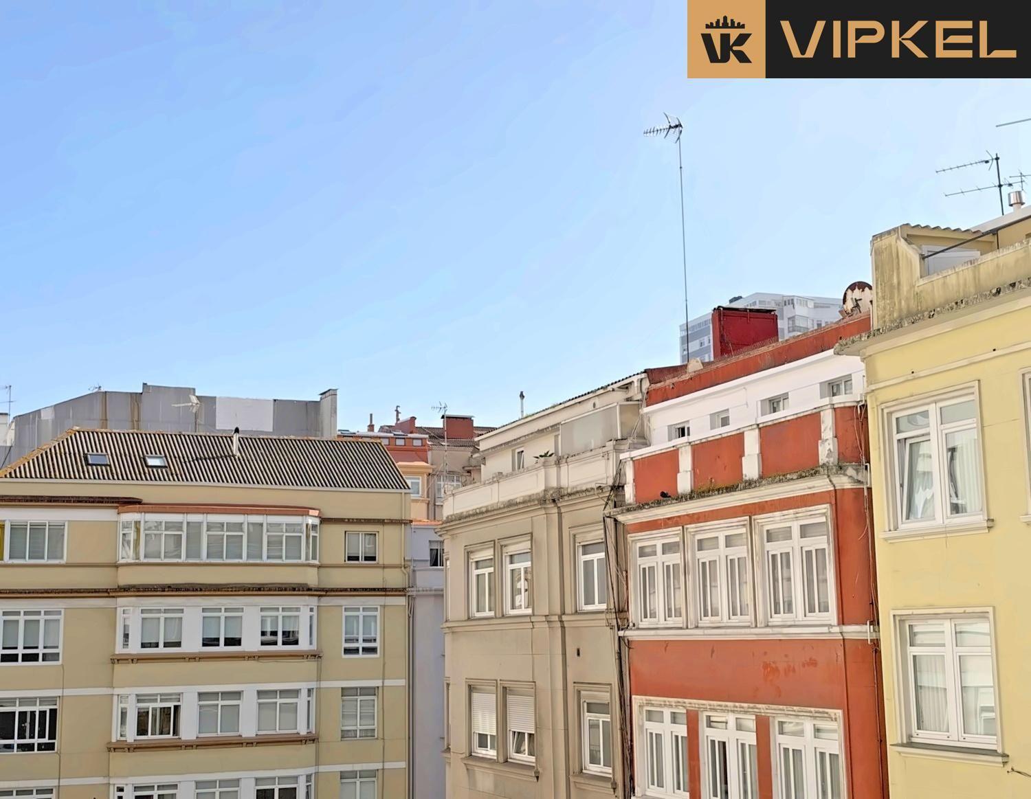 Flat for Sale in La Coruña