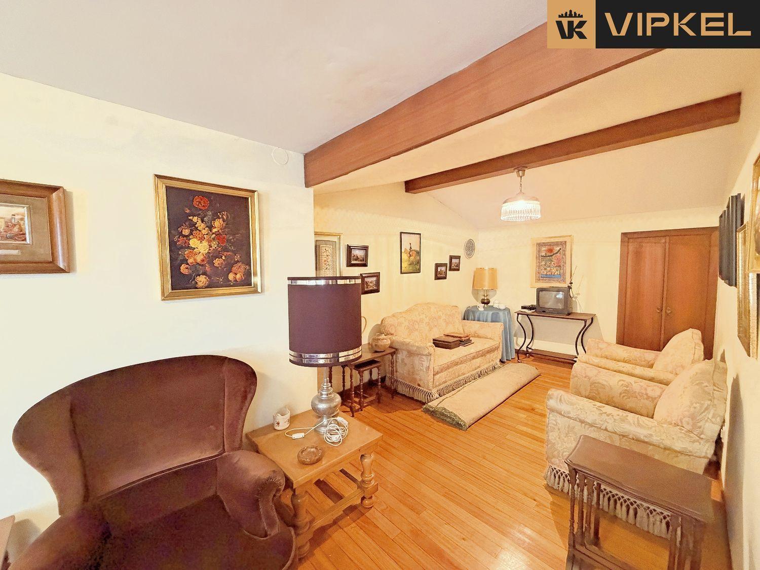 Building for Sale in Ferrol