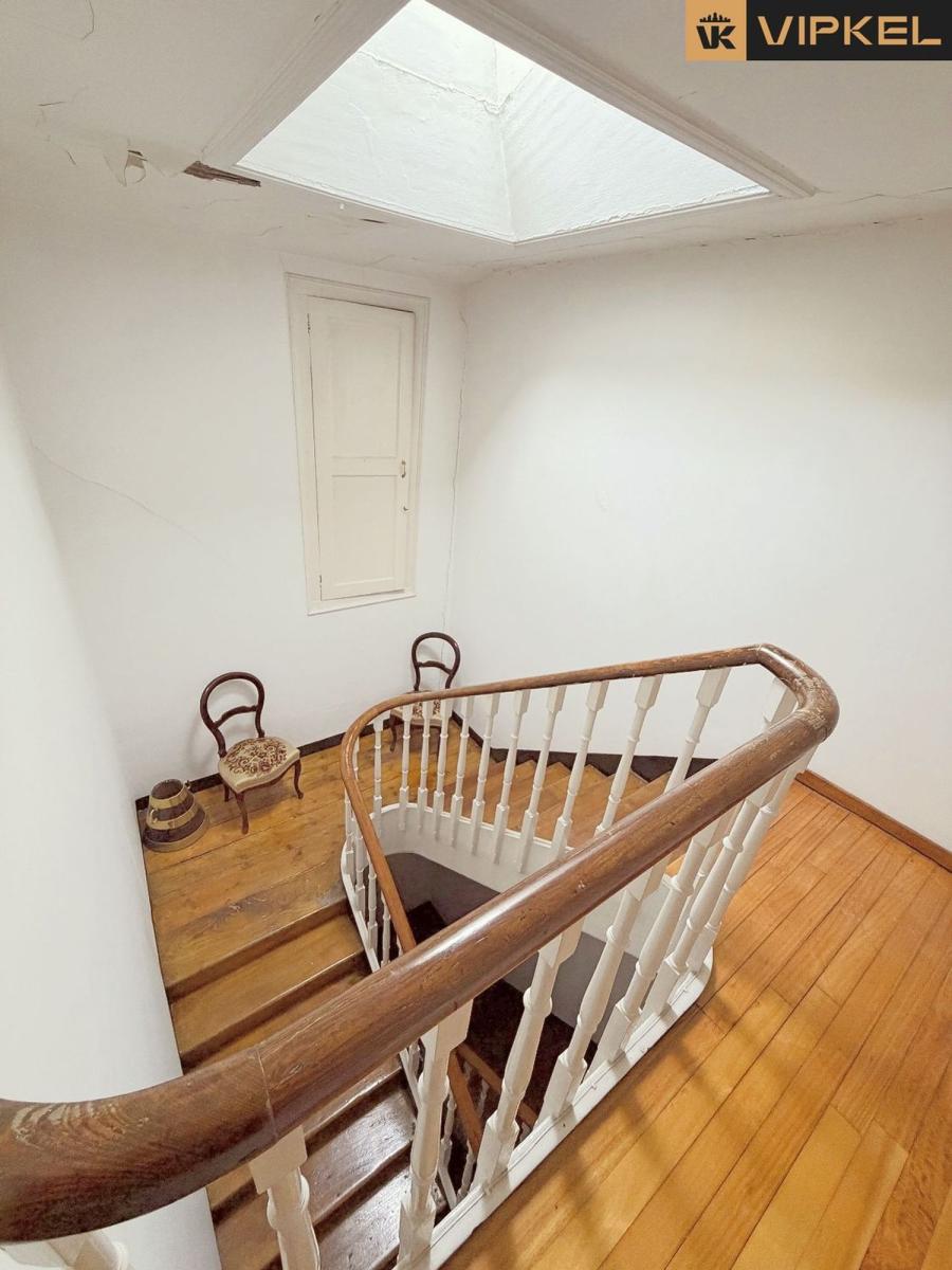 Building for Sale in Ferrol