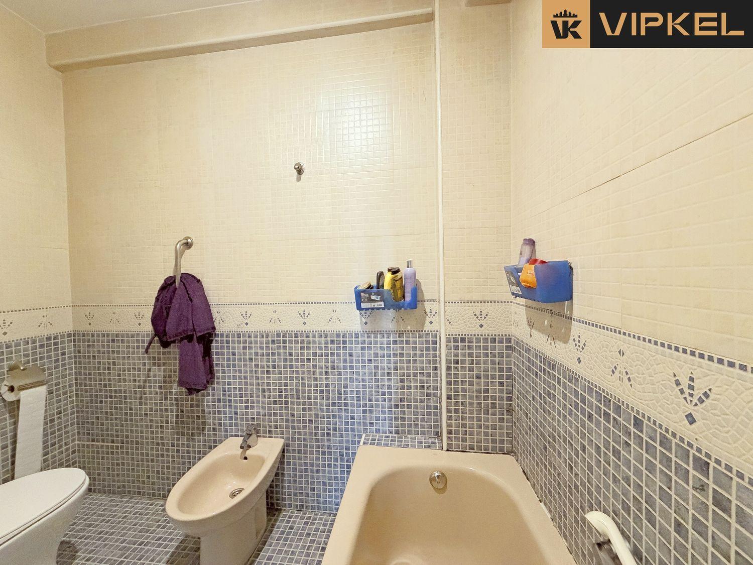 Flat for Sale in Ferrol