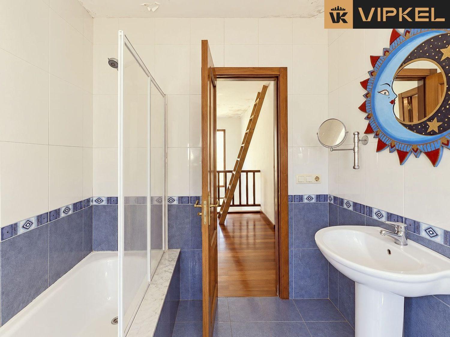 House for Sale in Santiago de Compostela